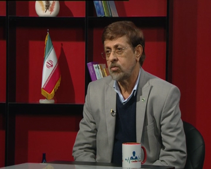 رئیس سازمان نظام روانشناسی در برنامه کشیک‌سلامت: دانشجویان روانشناسی برای کار حرفه‌ای تربیت نمی‌شوند