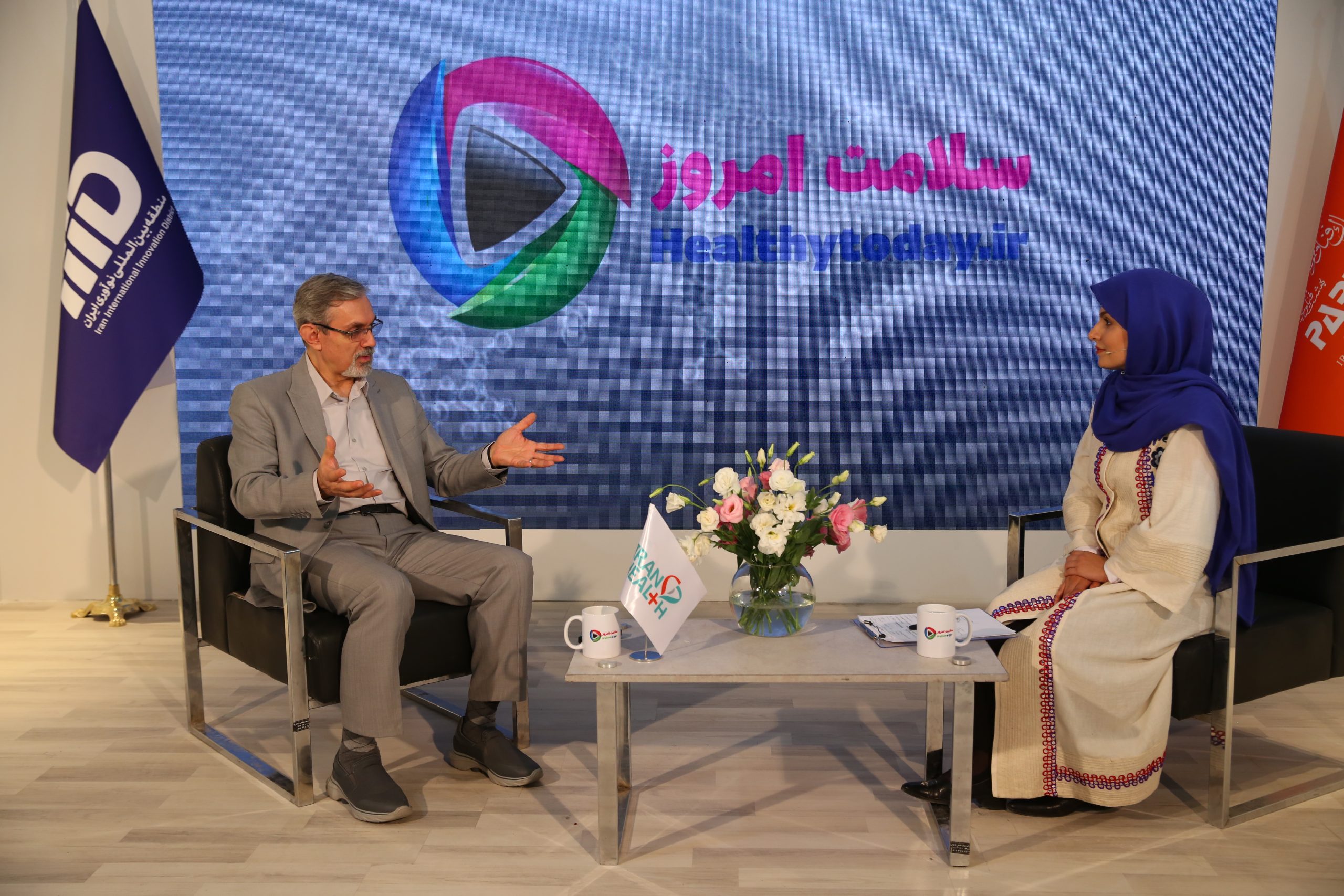مشاور عالی وزیر بهداشت با مدیران فناوری و صنعت تجهیزات پزشکی دیدار کرد
